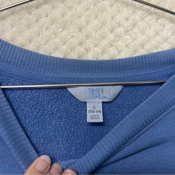 Time and Tru Blue Tie-Dye Crewneck Sweater Casual Comfy - Picture 2 of 6